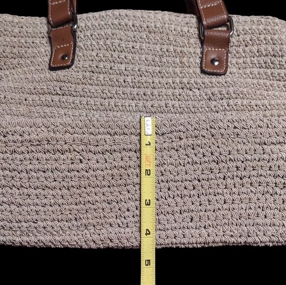 Woven Textured Tan & Brown Purse Handbag with Pockets - Picture 15 of 15